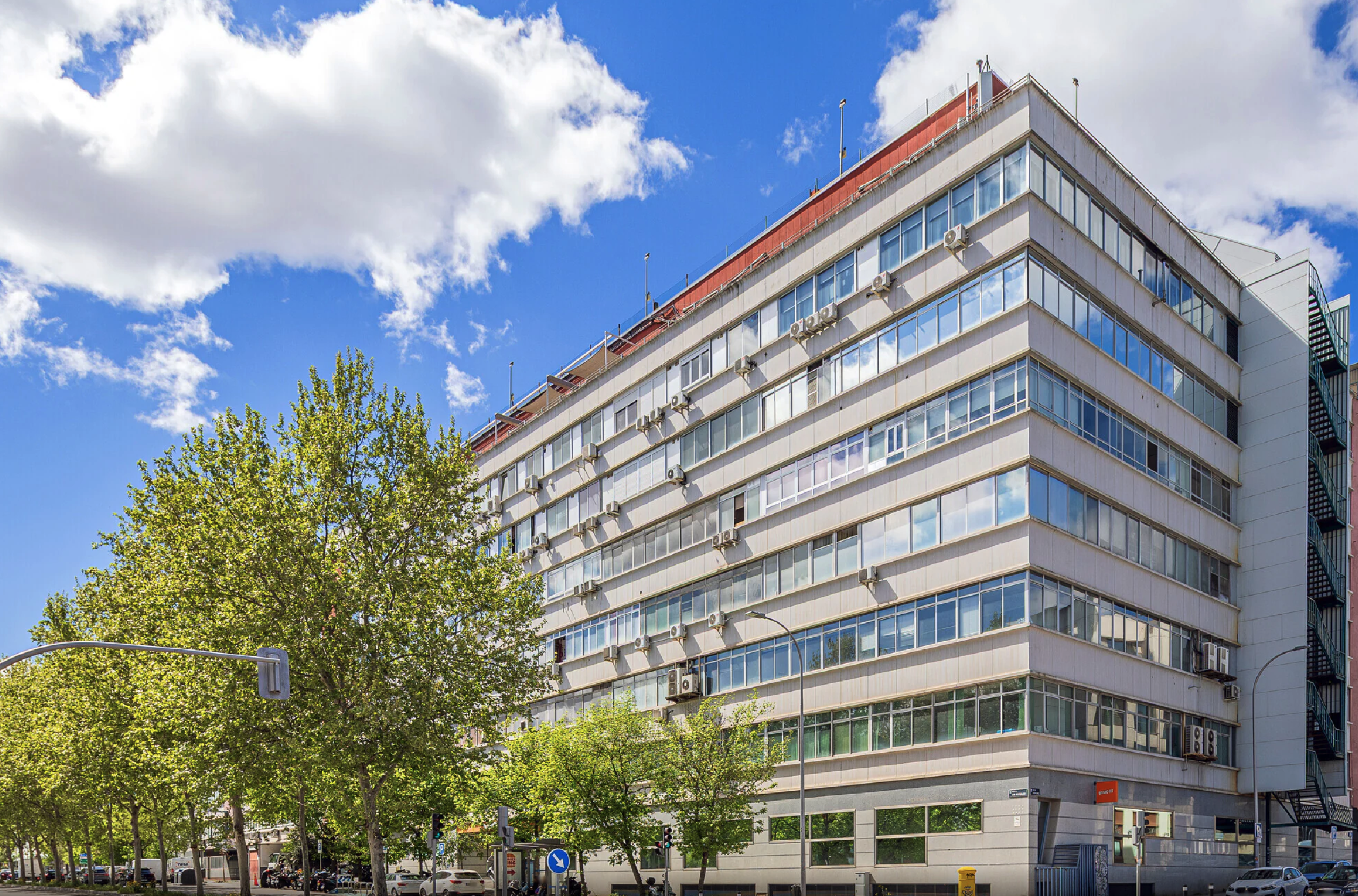San Romualdo 26 Pl 3º / Oficinas en alquiler